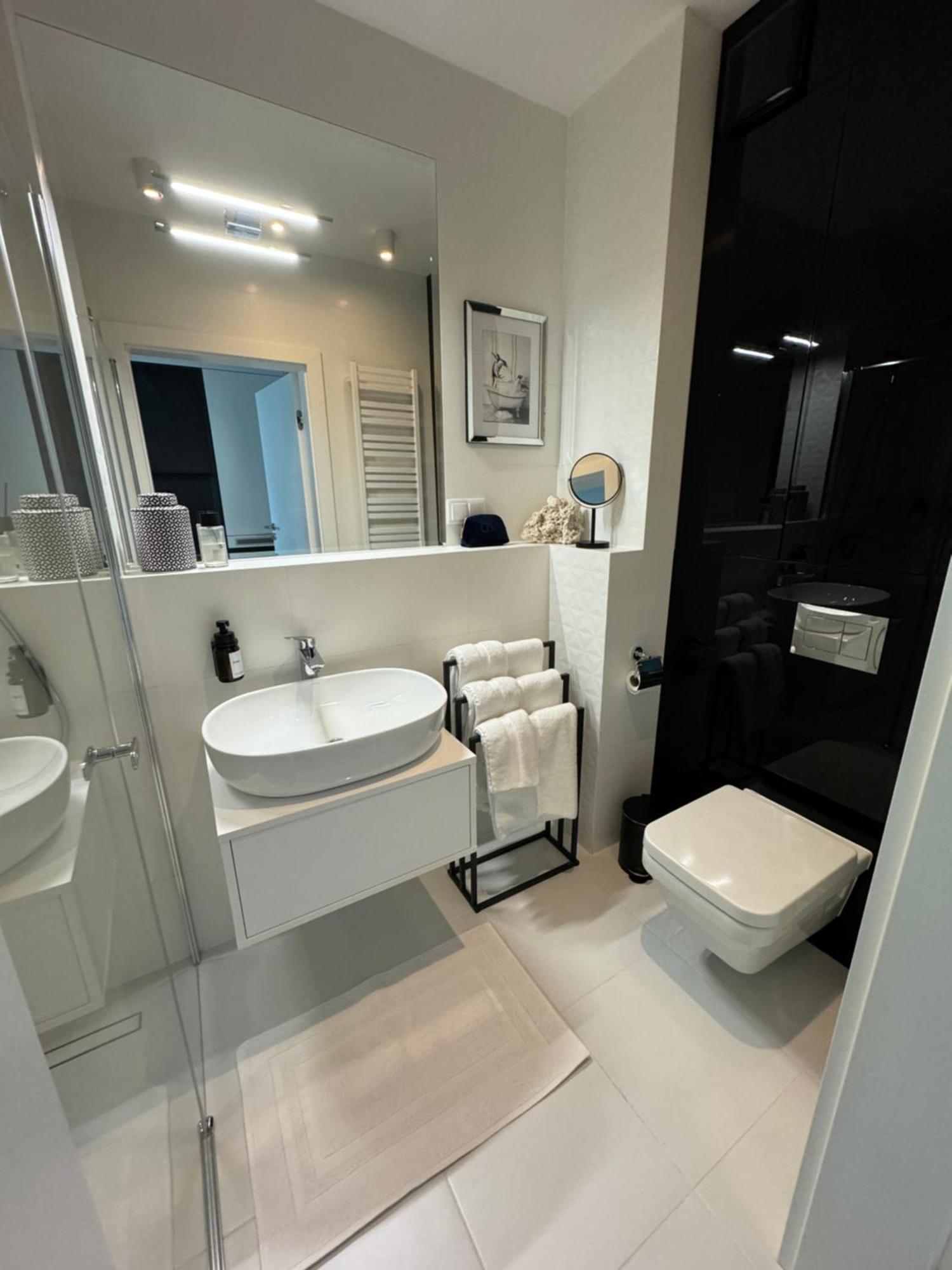 Wave Apartment Tyballtic 7Th Floor With Two Bedrooms And Sea View! Miedzyzdroje Exterior foto